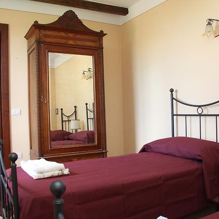 سبوليتو Villa Del Cardinale المظهر الخارجي الصورة