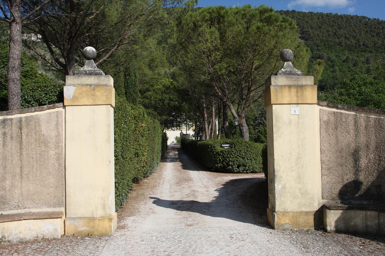 سبوليتو Villa Del Cardinale المظهر الخارجي الصورة