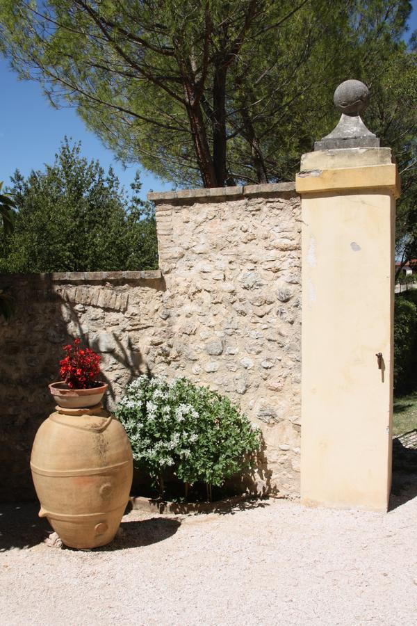 سبوليتو Villa Del Cardinale المظهر الخارجي الصورة